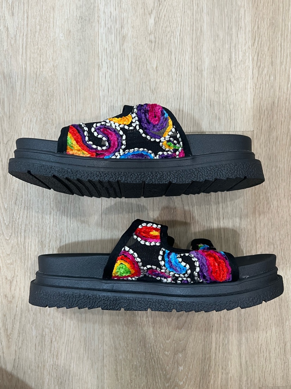 Knit Platform Sandals - Picture 2 of 3